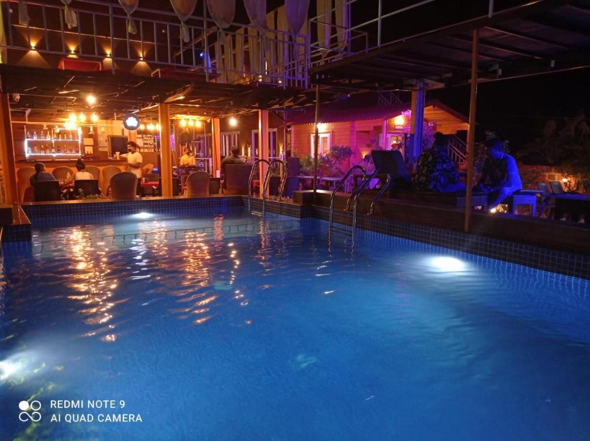 Vedana Retreat Arambol Hotel Exterior photo