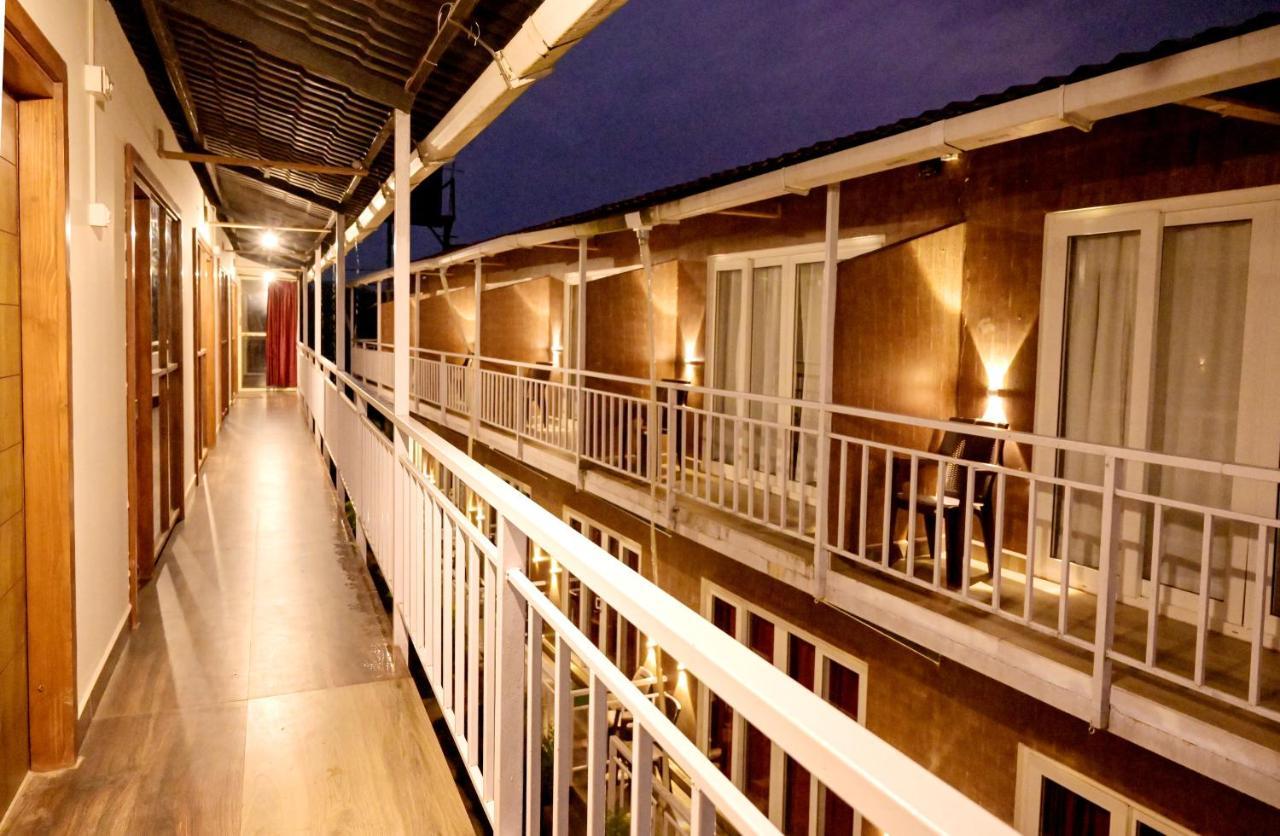 Vedana Retreat Arambol Hotel Exterior photo
