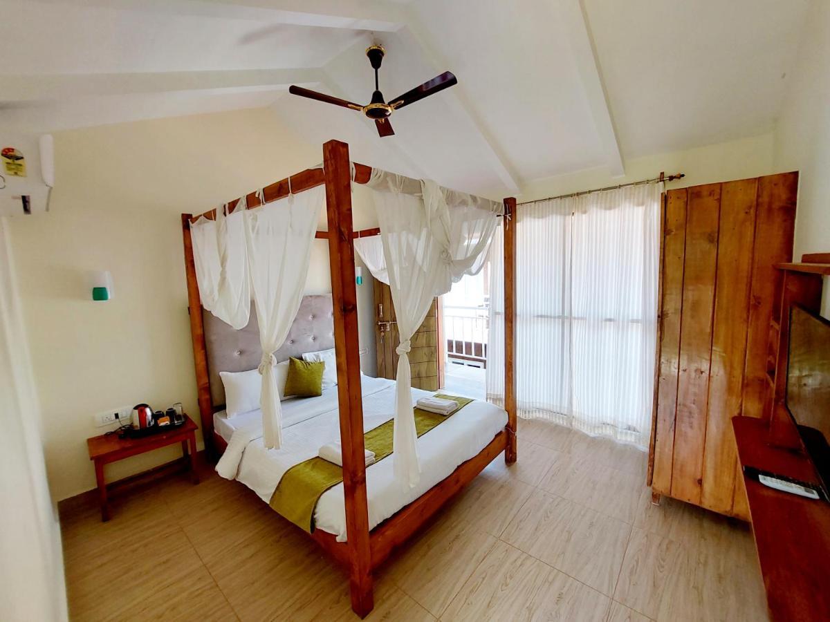 Vedana Retreat Arambol Hotel Exterior photo