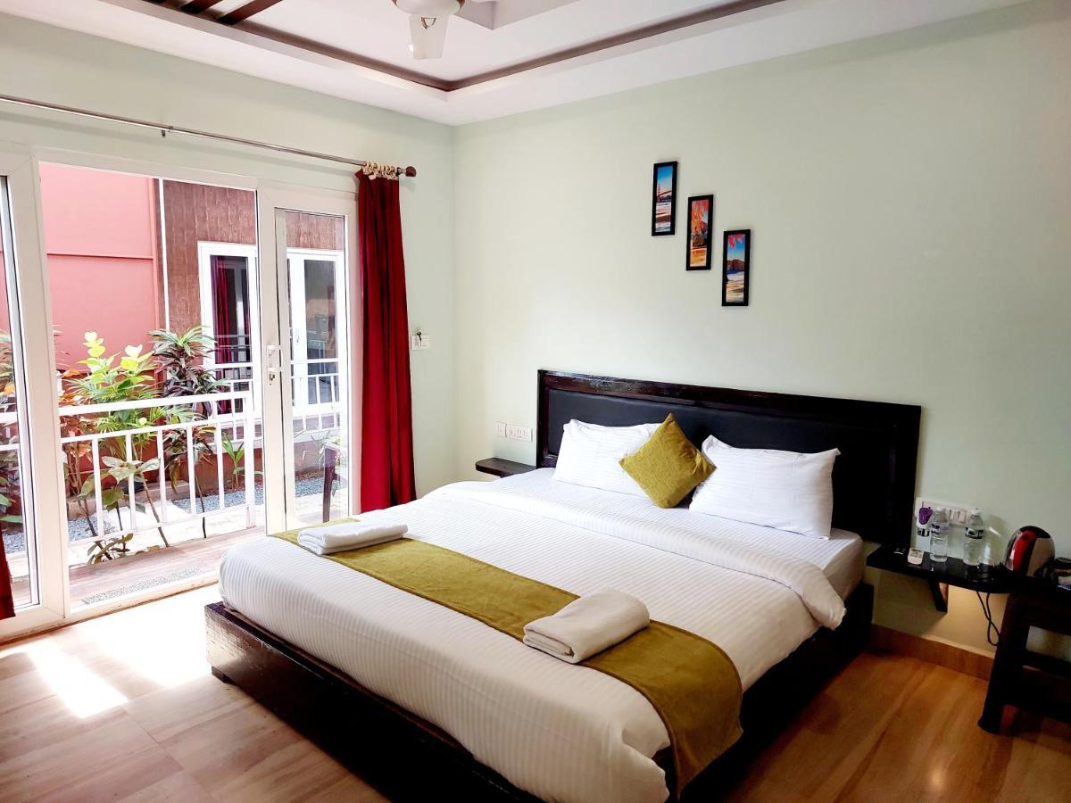 Vedana Retreat Arambol Hotel Exterior photo